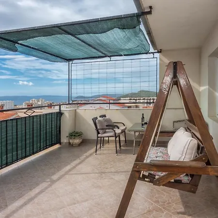Apartment La Le With Big Terrace Split Exterior photo